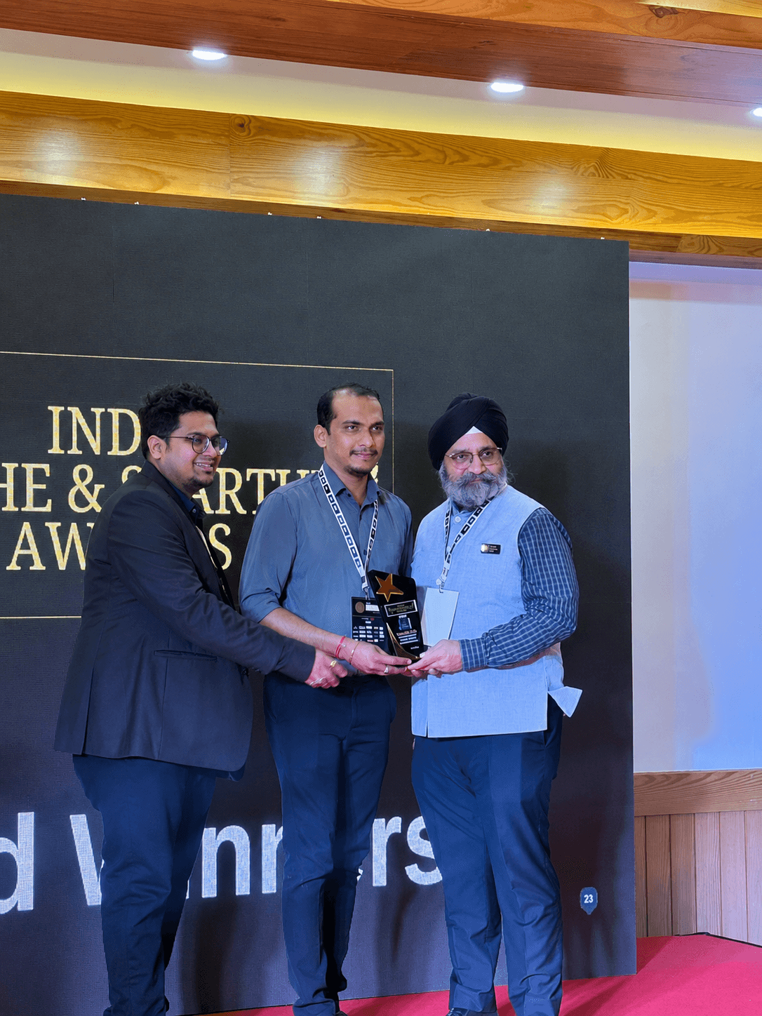 Varadhi Club receiving the India MSME & Startup Award, Pune